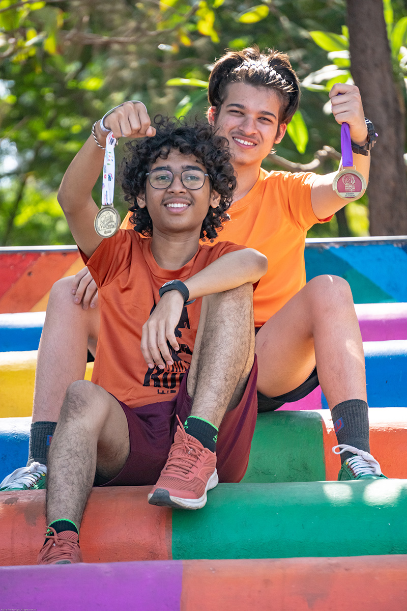 Indian students winning medals stock images